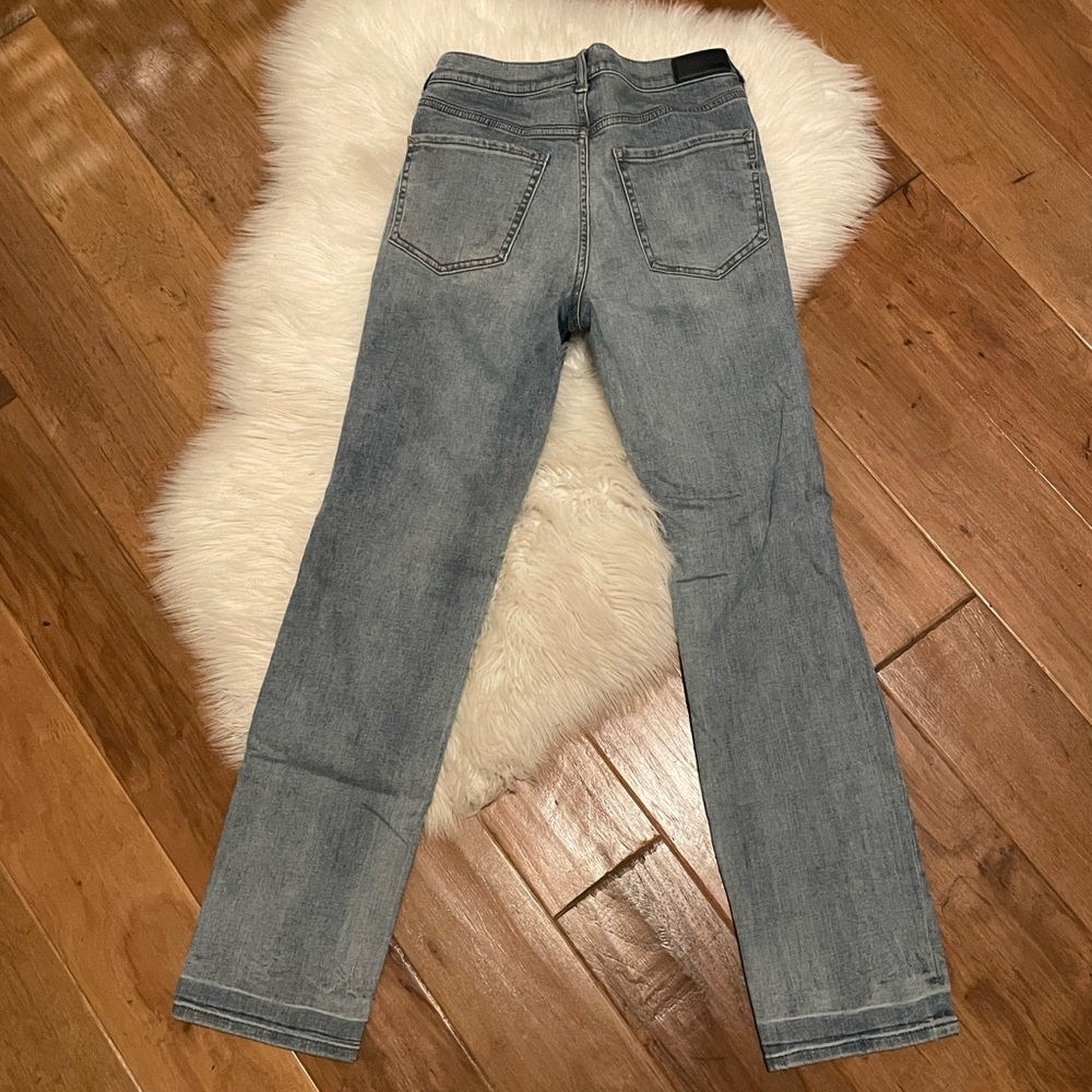 Express High Rise Straight Jeans - Picture 4 of 4